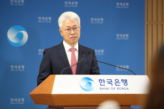 박양수 한국은행 경제통계국장이 9일 서울 중구 한국은행에서 열린 2021년 1/4분기 국민소득(잠정) 설명회에서 발표하고 있다.(한국은행 제공)